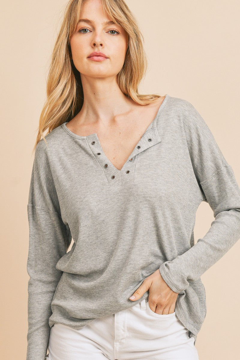 Heather Grey Solid Eyelets Split Neck Long Sleeve Top 12/28/24 8995