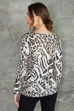 White Leopard Zebra Light Knit Venti Top 11/22/23 7608