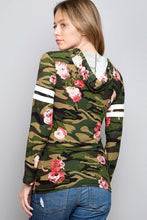 Camo Floral Striped Sleeve Hooded Top 12/3/24 9374