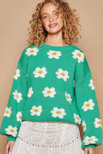 Oversize round neck daisy floral pattern sweater: Shamrock