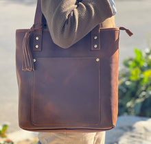 Vintage cowhide leather tote shoulder bag