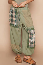 POL Plaid contrast french terry jogger pants: MATCHA