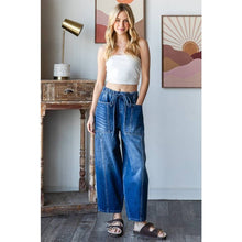 Washed Elastic Waist Barrel Denim Oli&Hali Jeans: Blue