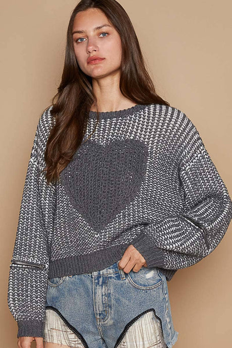 Round neck heart patch zipper point sleeve POL sweater: Charcoal