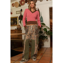 POL Wide leg elastic waist contrast plaid cargo pockets pants: BRICK MULTI