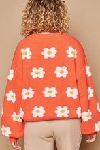 Oversize round neck daisy floral pattern sweater: Sun Orange